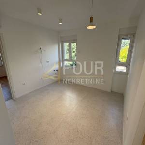 Rijeka, Vojak, 97m2, 3skl, balkon