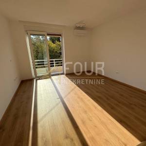 Rijeka, Vojak, 97m2, 3skl, balkon