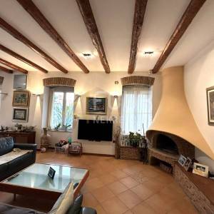 Rijeka, Zamet, 230m2, samostojeća kuća, konoba, garaža