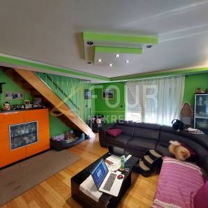 Rijeka, Zamet, dvoetažni 4s+db, balkon, pogled
