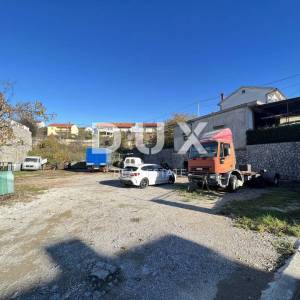 RIJEKA, ZAMET - ravno građevinsko zemljište za 12 stanova