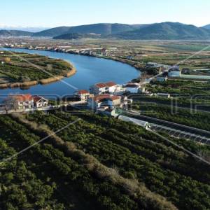 RIJETKA PRILIKA – PROSTRANO ZEMLJIŠTE U METKOVIĆU - 3.072 m²