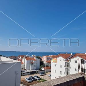 Roh-bau kuća u Diklu s 6 stambenih jedinica i pogledom na more 