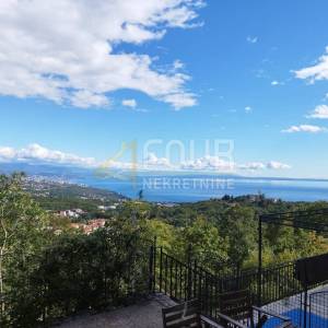 Rukavac, 72.42m2, 2s+db, velika terasa, spektakularan pogled 