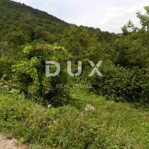 RUKAVAC - građevinski teren 2059m2 za stambenu zgradu – stanove- apartmane  / obiteljsku kuću / villu / za kuće za iznajmljivan...