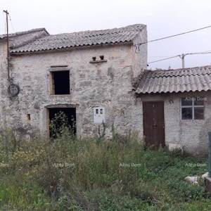Samostojeća istarska kuća sa okućnicom, okolica Motovuna!
