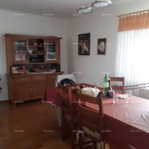 Samostojeća kuća , blizina mjesta Banjole.