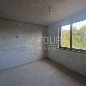 Saršoni, samostojeća kuća 270m2, terase