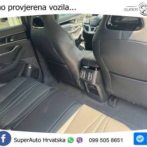 SEAL U DM-i 1.5L PHEV Aut. 218 KS, LED+ACC+PANO+GR SJED+VIRT+HEAD+