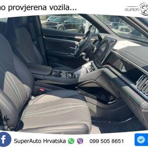 SEAL U DM-i 1.5L PHEV Aut. 218 KS, LED+ACC+PANO+GR SJED+VIRT+HEAD+