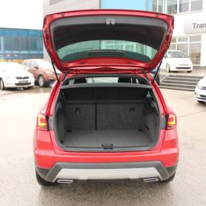 Seat Arona 1.0 TSi DSG FR *LED, NAVIGACIJA, KAMERA*