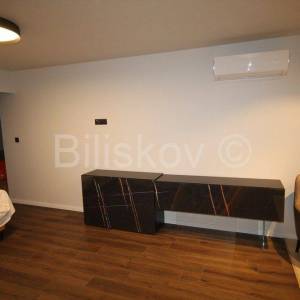 Seget Donji, kuća sa 3 stana, 427m2, prodaja