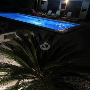 Seline, kuća sa bazenom, 4 apartmana u mirnom okruženju