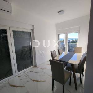 SELINE, ZADAR - TOP PRILIKA! Novoizgrađena kuća s 3 velika stana