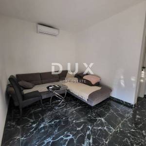 SELINE, ZADAR - TOP PRILIKA! Novoizgrađena kuća s 3 velika stana