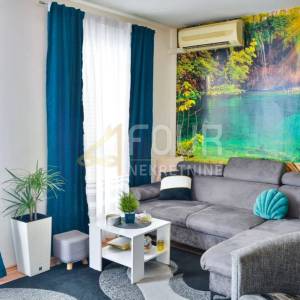 Senj, 61.59m2, 2s+db, namješten stan s pogledom na more