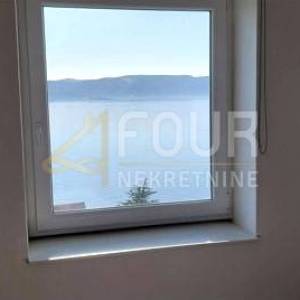 Senj, adaptiran stan od 40.16m2