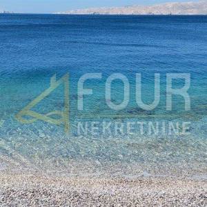 Senj, adaptiran stan od 40.16m2