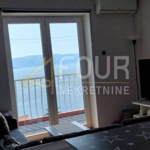 Senj, adaptiran stan od 40.16m2