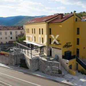 SENJ - Hotel 4* na obali!
