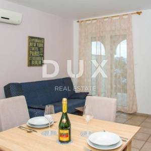 SENJ, SVETI JURAJ - Apartmanska kuća s pogledom na more