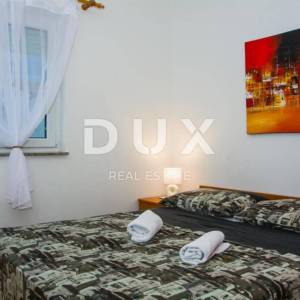 SENJ, SVETI JURAJ - Apartmanska kuća s pogledom na more