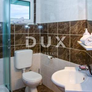 SENJ, SVETI JURAJ - Apartmanska kuća s pogledom na more