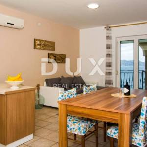 SENJ, SVETI JURAJ - Apartmanska kuća s pogledom na more