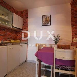 SENJ, SVETI JURAJ - Predivna apartmanska kuća prvi red od mora