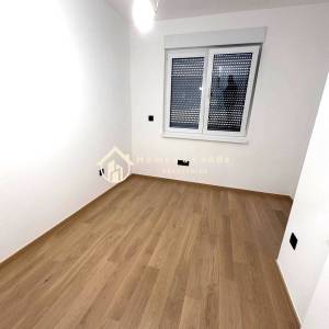 Sesvete,Kraljevečki Novaki 4-S 79m2 na 1 katu s terasom i 2 parkinga