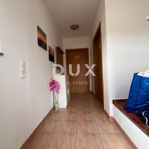 ŠIBENIK, BILICE - Kuća s 5 apartmana 100 m od mora