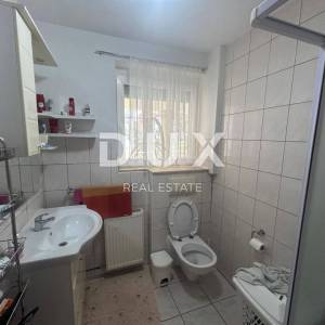 ŠIBENIK, BILICE - Kuća s 5 apartmana 100 m od mora