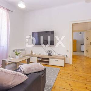 ŠIBENIK, CENTAR-stan u centru grada 66,80m2
