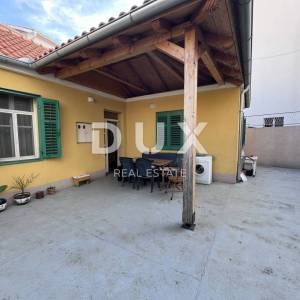 ŠIBENIK, CRNICA - prizemnica s velikim potencijalom 