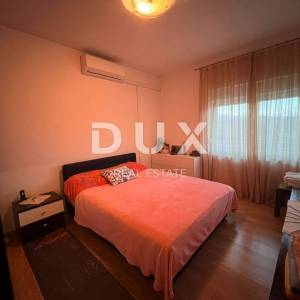 ŠIBENIK, DRNIŠ - Kuća s velikom okućnicom na osami