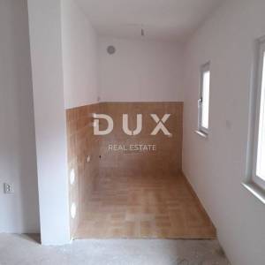 ŠIBENIK, DRNIŠ - Kuća u centru Drniša 