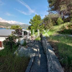 ŠIBENIK, GREBAŠTICA - Apartmanska kuća s pogledom na more