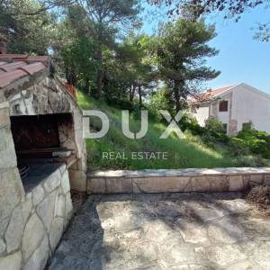 ŠIBENIK, GREBAŠTICA - Apartmanska kuća s pogledom na more