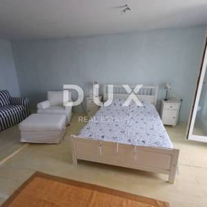 ŠIBENIK, ROGOZNICA - kamena kuća sa predivnim pogledom