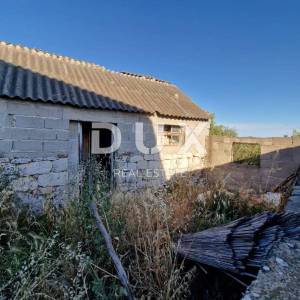 ŠIBENIK, ROGOZNICA - kamena kuća sa predivnim pogledom