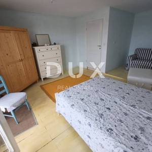 ŠIBENIK, ROGOZNICA - kamena kuća sa predivnim pogledom