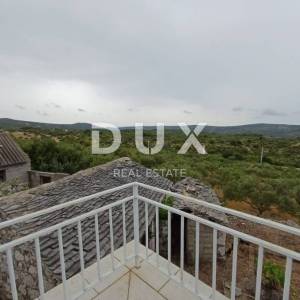 ŠIBENIK, ROGOZNICA - kamena kuća sa predivnim pogledom