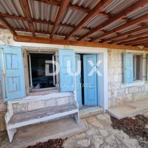 ŠIBENIK, ROGOZNICA - kamena kuća sa predivnim pogledom