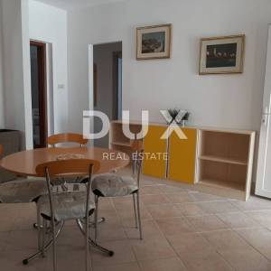 ŠIBENIK, ROGOZNICA - Kuća u blizini mora