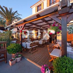 ŠIBENIK, ROGOZNICA - Predivna kamena kuća i restoran uz more