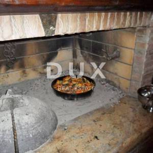 ŠIBENIK, ROGOZNICA - Predivna kamena kuća i restoran uz more