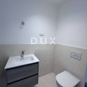 ŠIBENIK, VODICE - Dvoetažni penthouse prvi red do mora