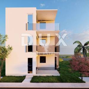 ŠIBENIK, VODICE - Građevinsko zemljište s projektom i građevinskom dozvolom 