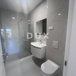 ŠIBENIK, VODICE - Predivan penthouse S8 pokraj mora