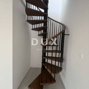 ŠIBENIK, VODICE - Predivan penthouse S7 pokraj mora